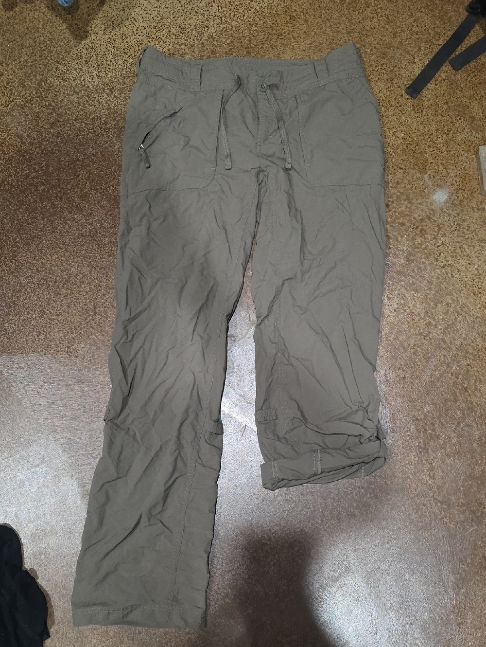 10long Northface Hiking Pants. Roll Up Button Cuff